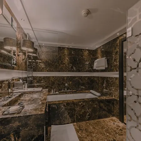 Hotel Ultima Residences 5*