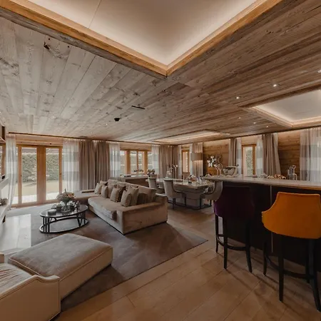 Ultima Residences 5*
